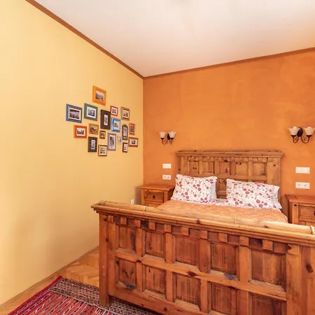 Corona Casa de hóspedes 3*