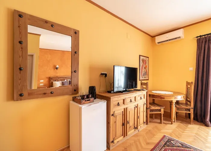 Corona Villa Гостевой дом 3*