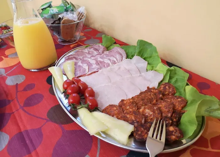 Corona Villa Гостевой дом 3*